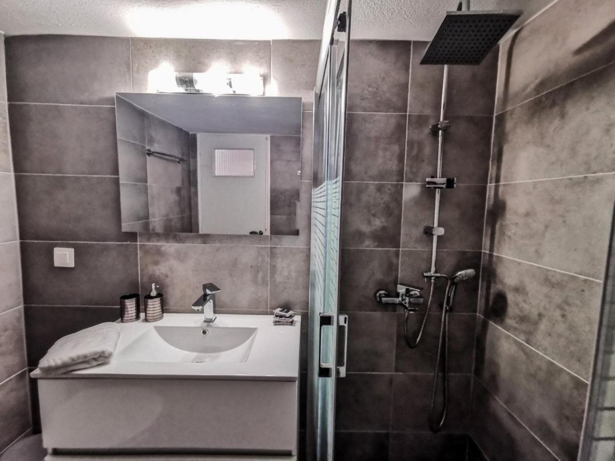 Silver Central Apartment Volos Buitenkant foto