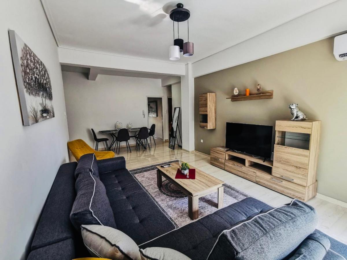 Silver Central Apartment Volos Buitenkant foto